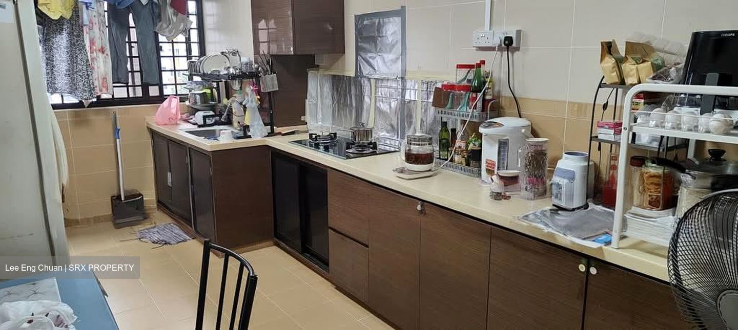 Blk 228 Bukit Batok Central (Bukit Batok), HDB 3 Rooms #567562451